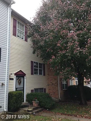 1105 Adeline Way photo 1