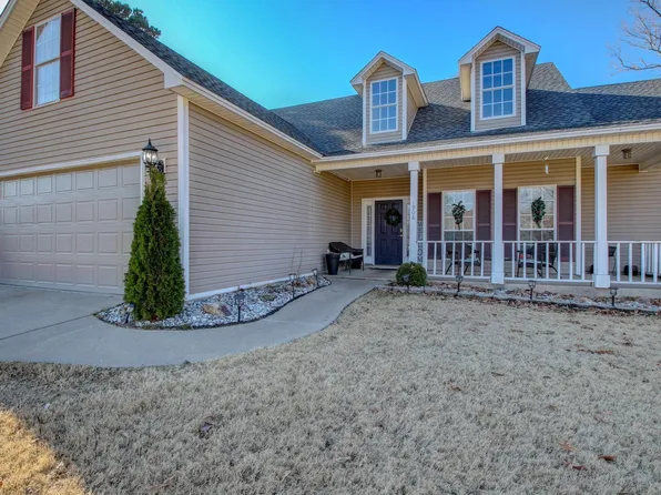 1908 Pleasant Pointe Cir, Bryant, AR 72022