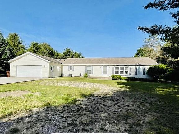 4th image of 10951 Butler Rd