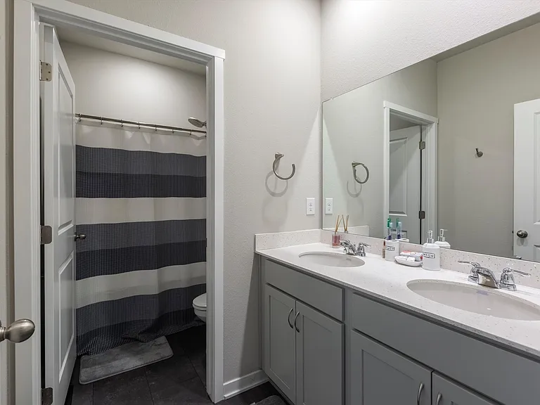 6420 Kyla Dr — Photo 25