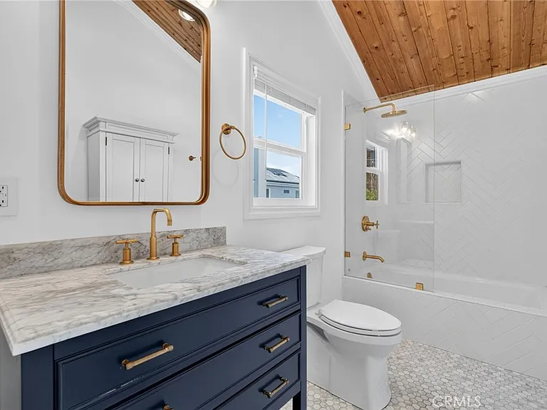 4151 Farmdale Ave — Photo 16