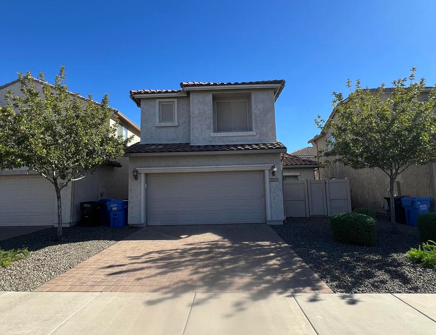 2 bed, 2.5 bath, 1306 sqft, $2,200 — Photo 1