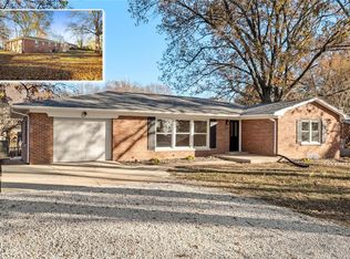 53 Harmon Dr, Lebanon, IL 62254