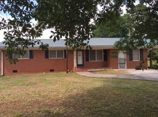 813 Kingsbridge Rd, Carrollton, GA 30117