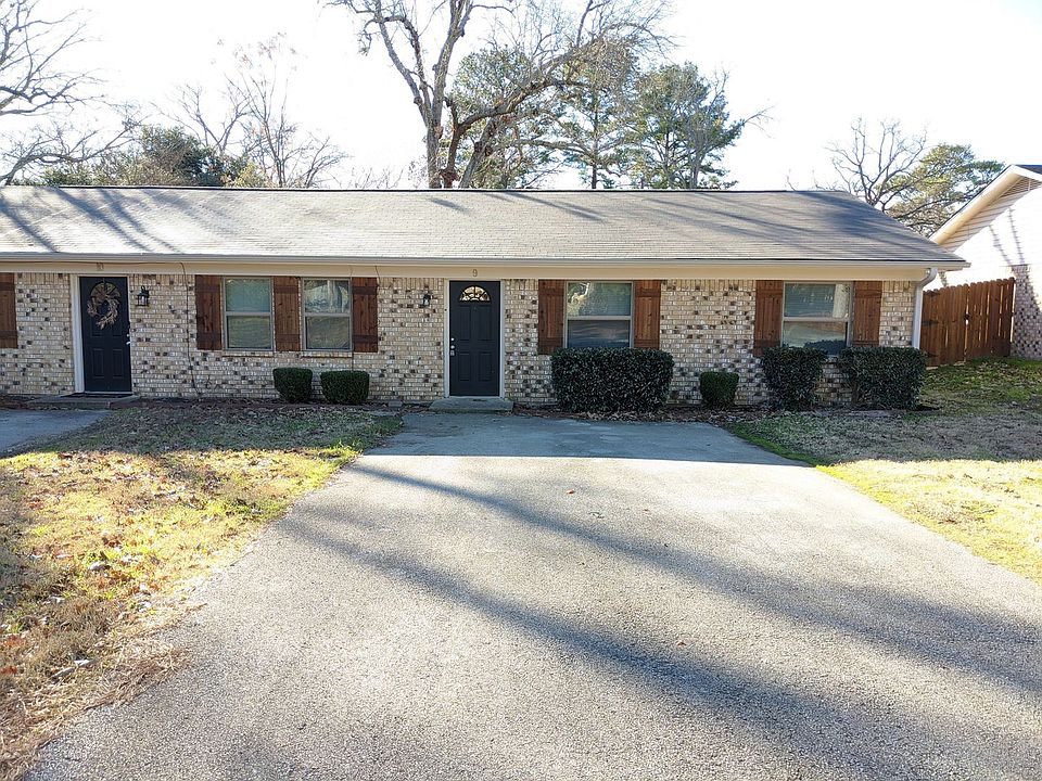 1st image of 811 McClenny Dr #M09