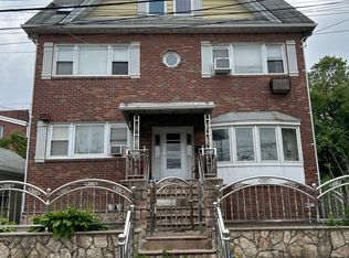 7114 52nd Ave, Flushing, NY