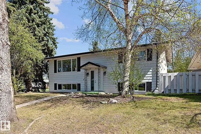 Renovated 2 Bed, 1 Bath Upper Unit in Westboro — Photo 3