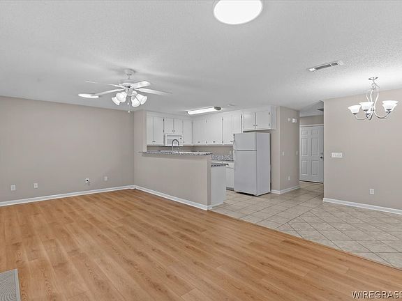 4th image of 104 Creek Ln