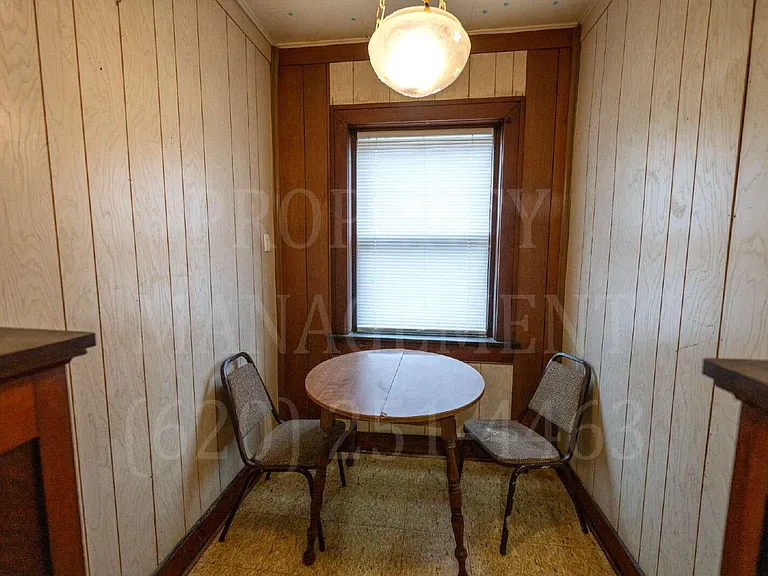 405 W 5th St #11 — Photo 5