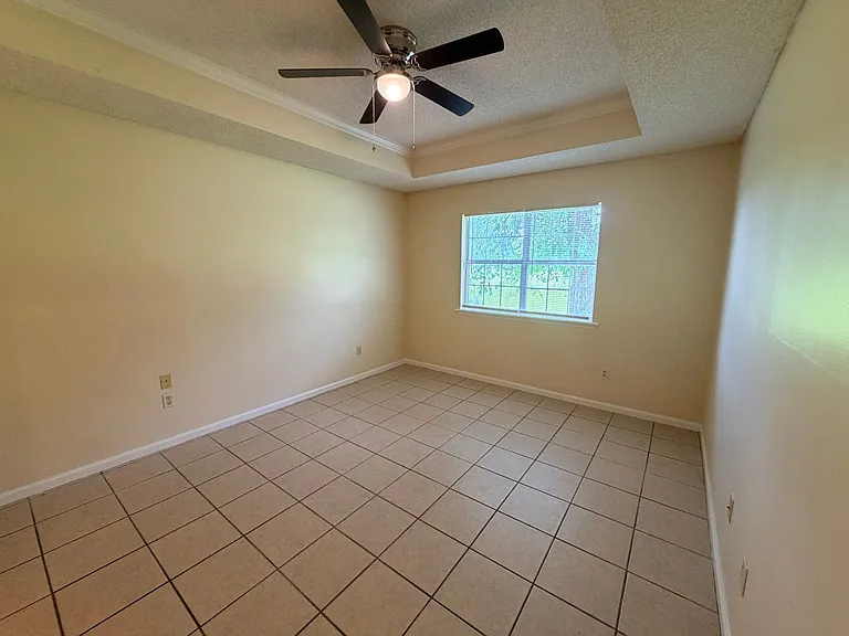 3905 Heatherwoods Dr — Photo 8