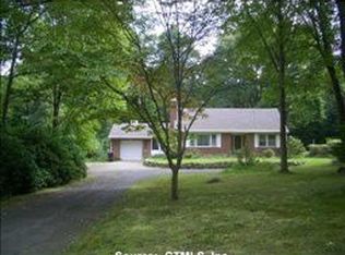 445 Plainville Ave, Unionville, CT 06085