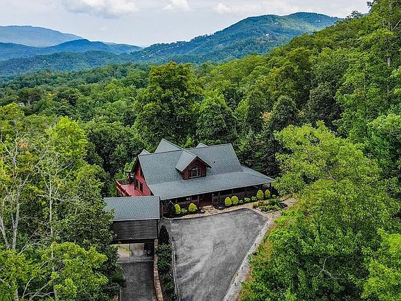 3rd image of 4565 Long Rifle Rd