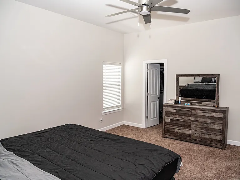 14757 Mike A Mendoza Ave — Photo 35