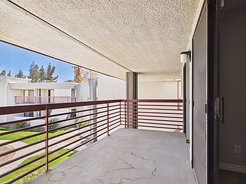 3420 W Danbury Dr Photo 1