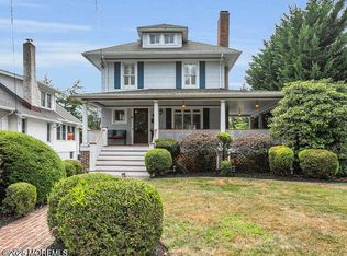 137 E Bergen Pl, Red Bank, NJ 07701