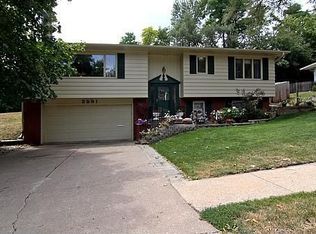 3561 49th St, Moline, IL 61265