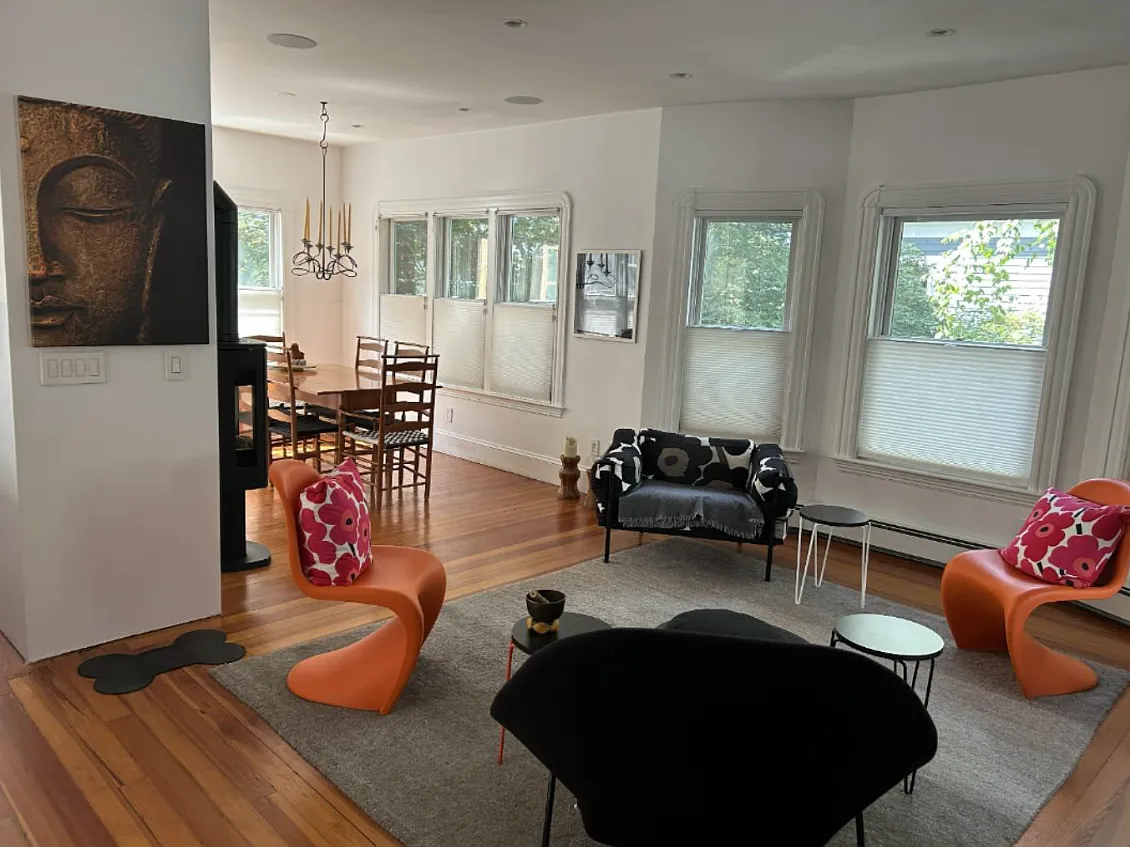 2 bed, 800 sqft, $5,000 — Photo 3