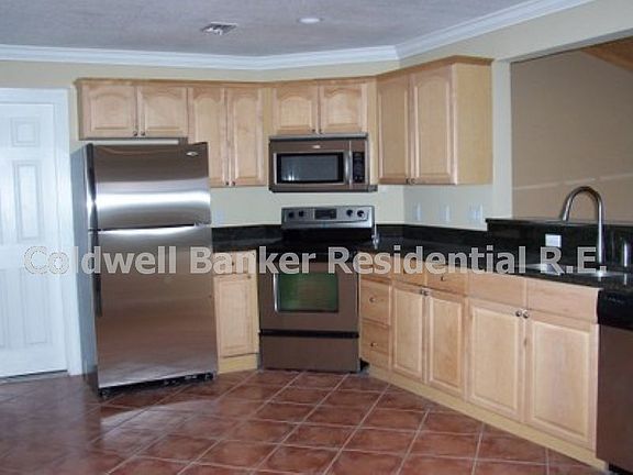 4th image of 7676 Clubhouse Estates Dr