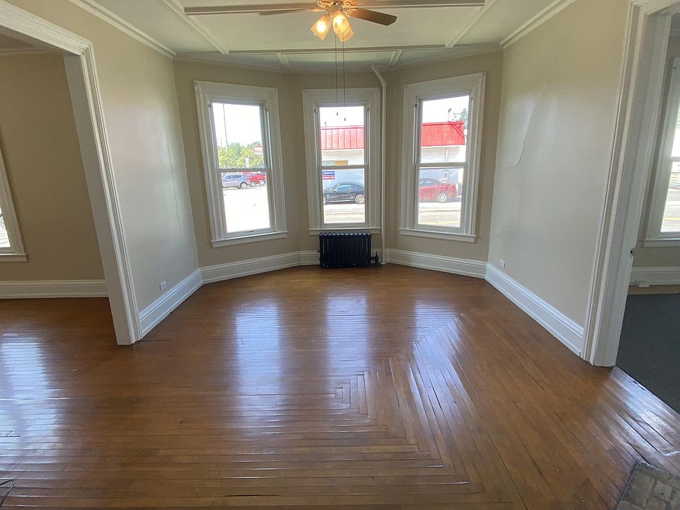 1st image of 905 State St #1