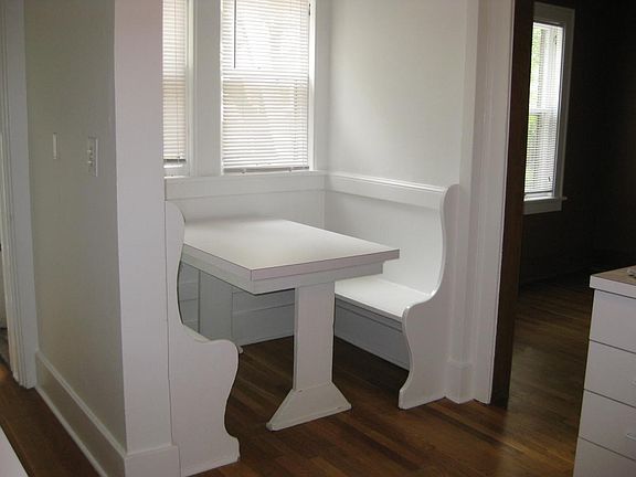 4th image of 364 N 41st St