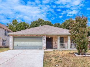 2428 Winford Dr, Grand Prairie, TX 75052
