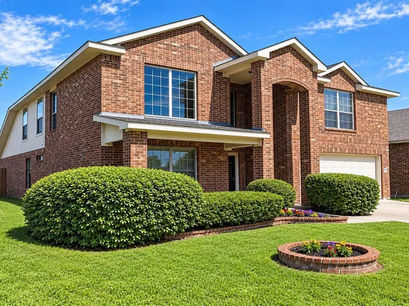 2043 Kingsbridge Dr, Heartland, TX 75126
