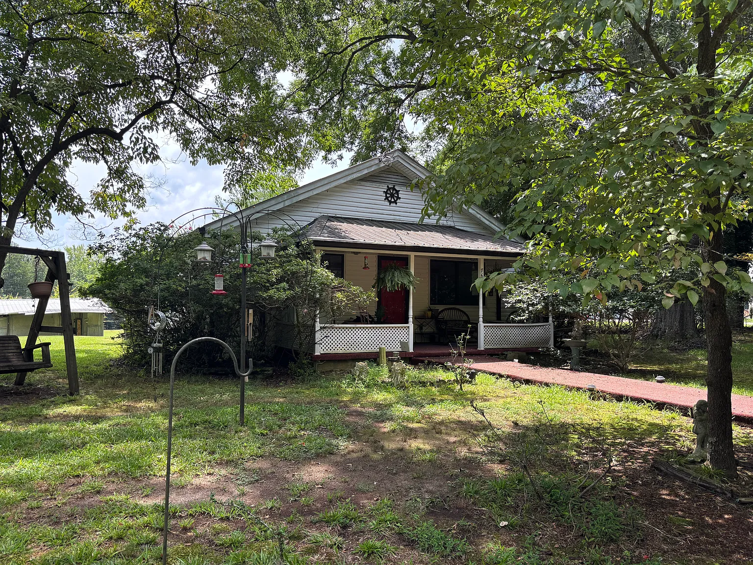 76 Woody Hill Dr — Photo 1