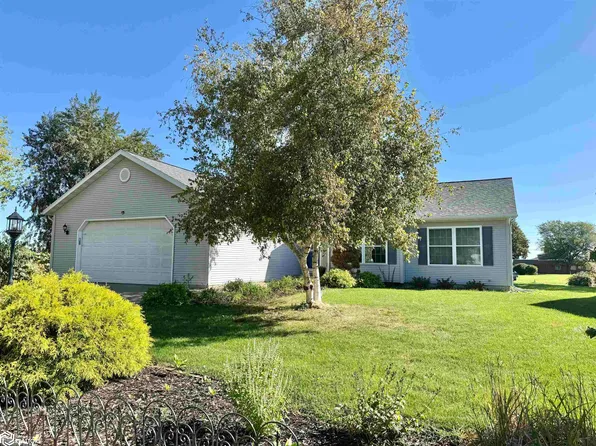 3002 S 8th St, Marshalltown, IA 50158