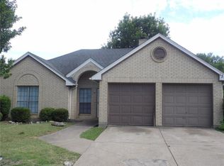 1203 Smith Dr, Cedar Hill, TX 75104