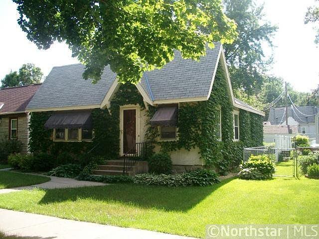 2nd image of 3114 Lincoln St NE