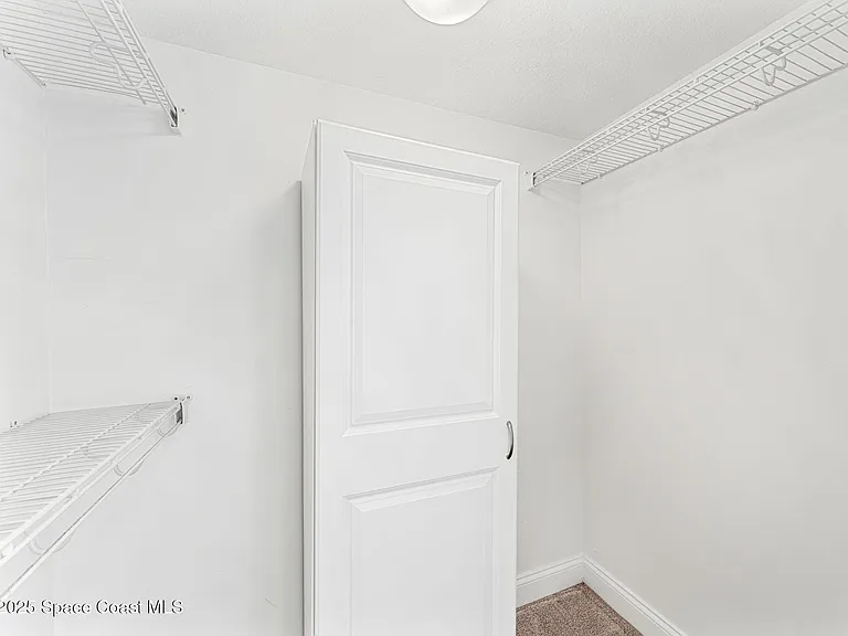 210 24th St #301 — Photo 21