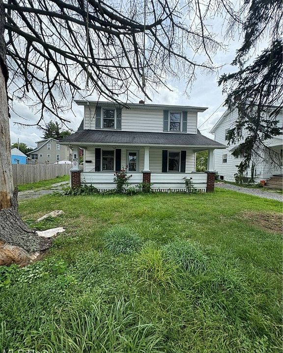 1st image of 417 Emery Ave