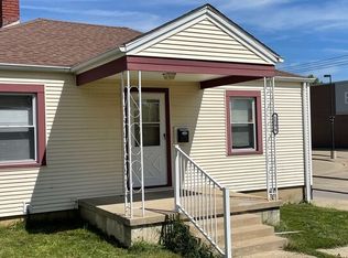 1596 E Vanderhoof St, Decatur, IL 62521