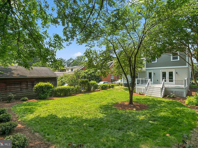 1506 Noyes Dr — Photo 38