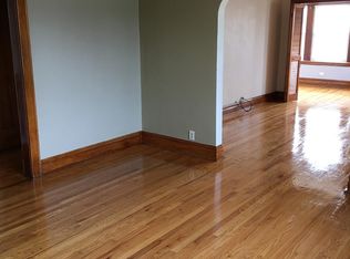 5353 W Berteau Ave #2W, Chicago, IL 60641