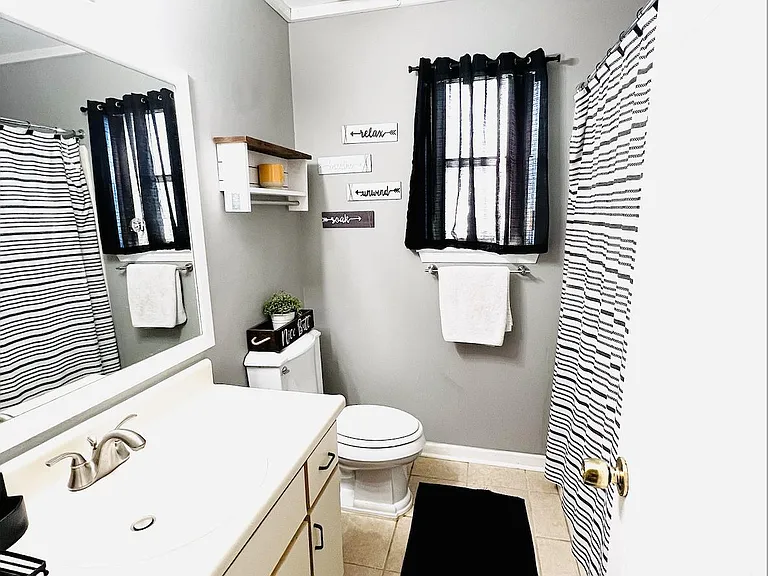 Bathroom 2