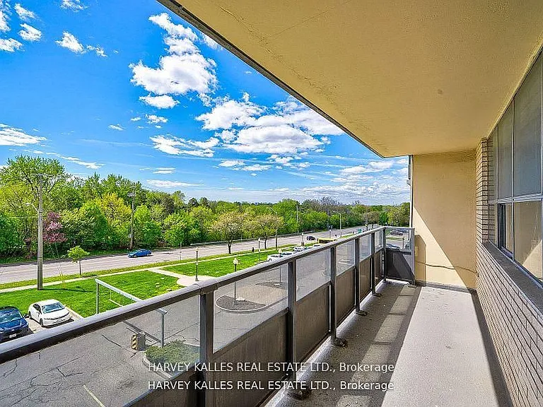 2000 Sheppard Ave W #306 — Photo 35