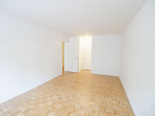 4th image of 1743 1st Ave APT 2A