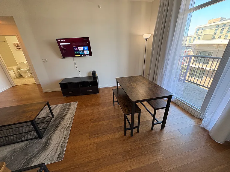 530 K St #711 — Photo 30