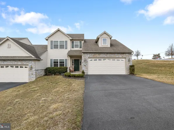 2 Stonecrest Trl, Elizabethtown, PA 17022
