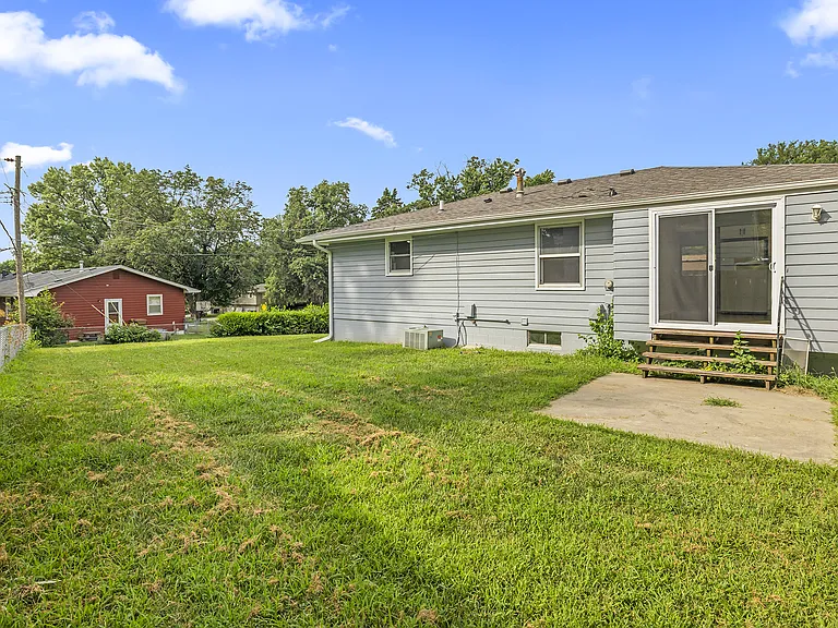 12448 Bel Dr — Photo 25