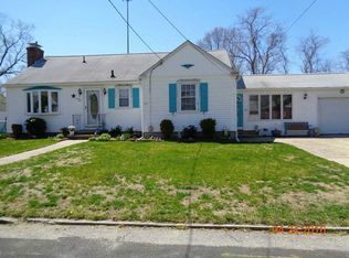 41 Palm Blvd, Warwick, RI 02888