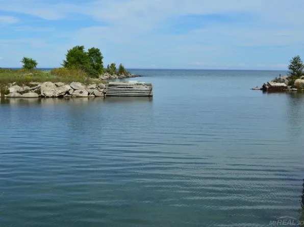 360 E Huron Ave, Rogers City, MI 49779