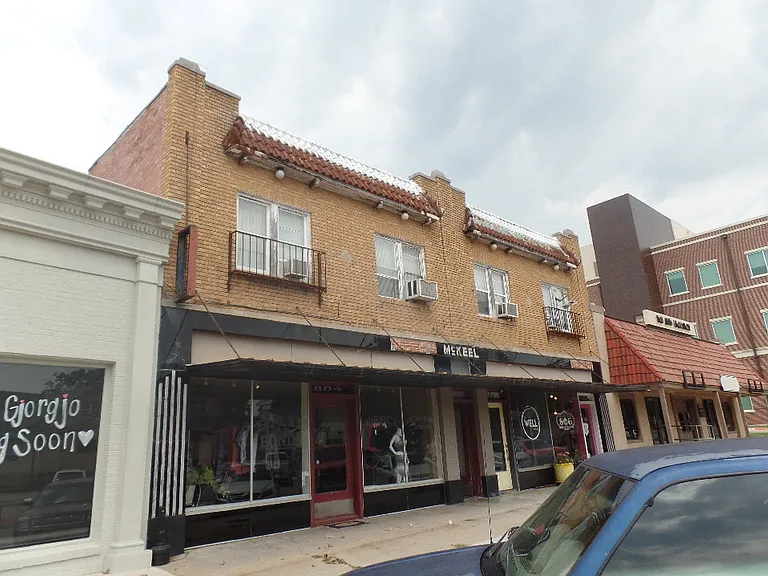 804 E Main St #4 — Photo 1
