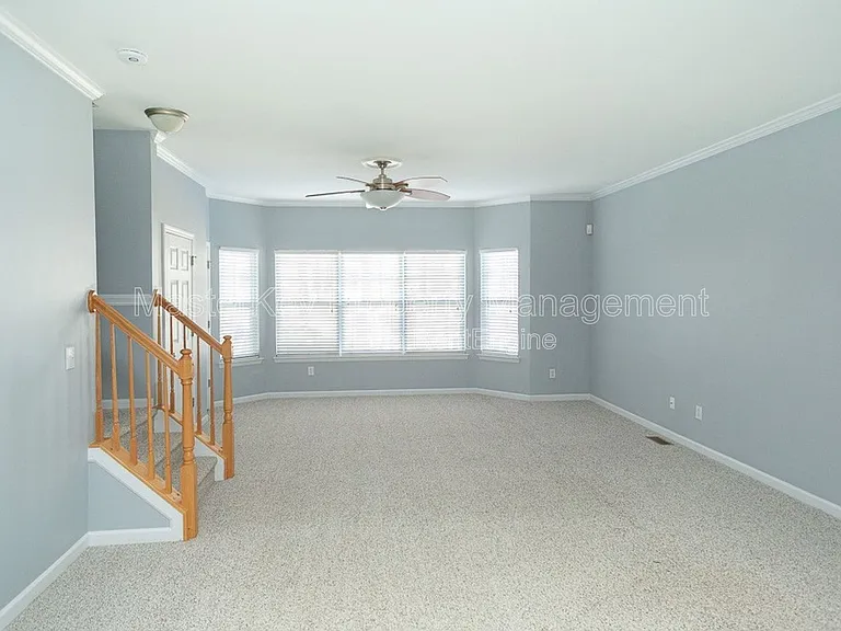 118 Darley Dale Loop — Photo 7