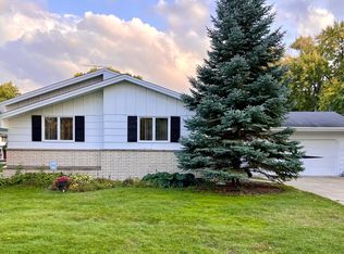 8601 28th Ave N, New Hope, MN 55427