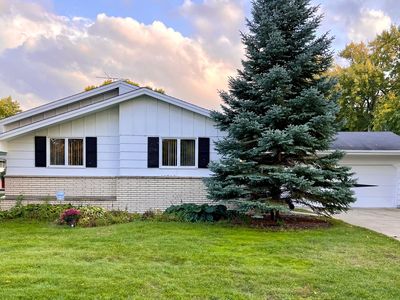 8601 28th Ave N, New Hope, MN, 55427