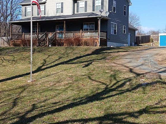 3rd image of 11337 Russell Rd