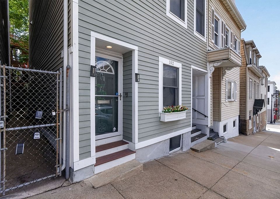 1st image of 102 Old Harbor St #1