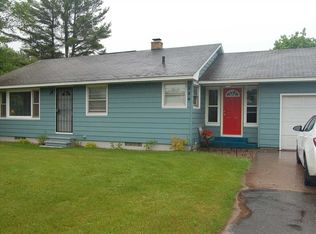 220 Silver Creek Rd, Marquette, MI 49855